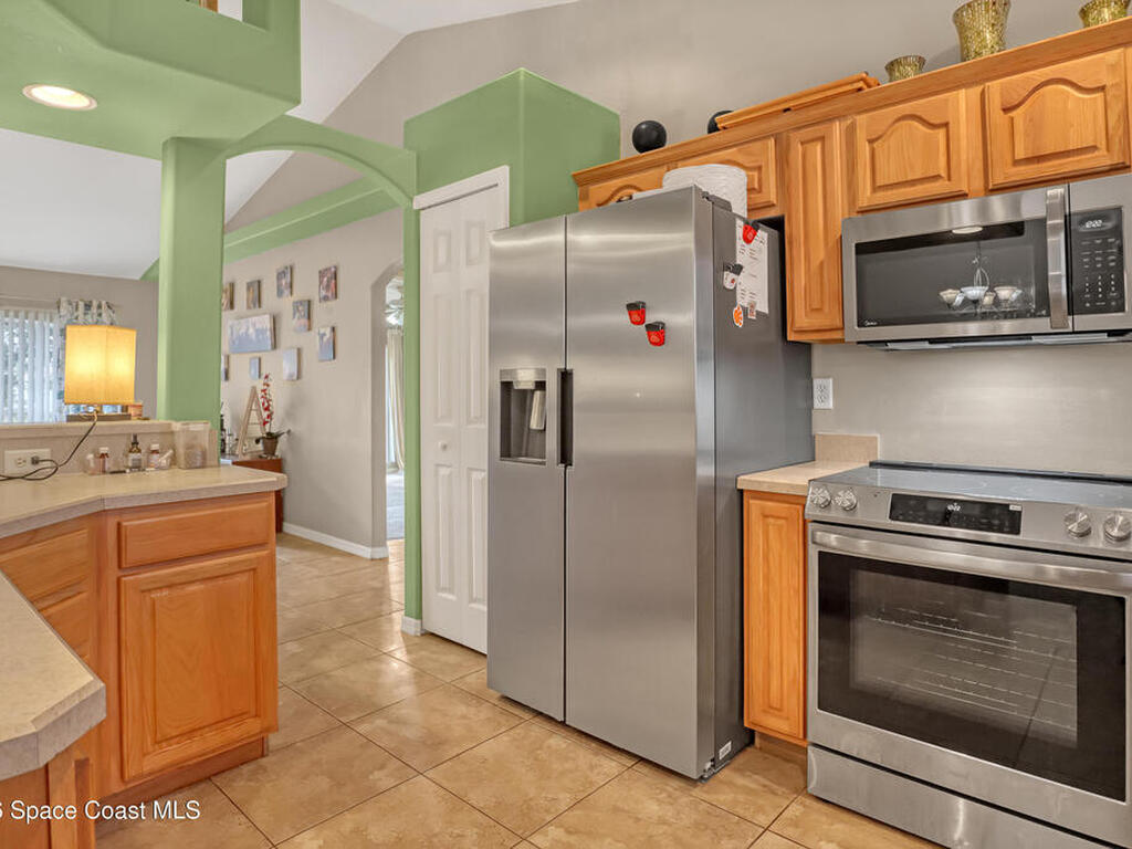 457 Saint Andre Boulevard, Palm Bay, FL 32908