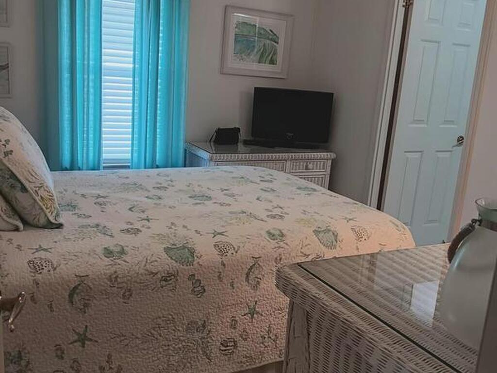 927 Dogwood Drive, Barefoot Bay, FL 32976