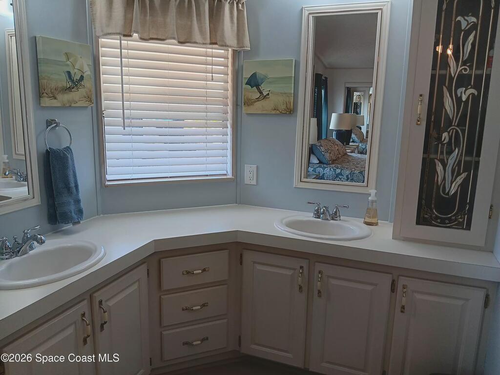 927 Dogwood Drive, Barefoot Bay, FL 32976