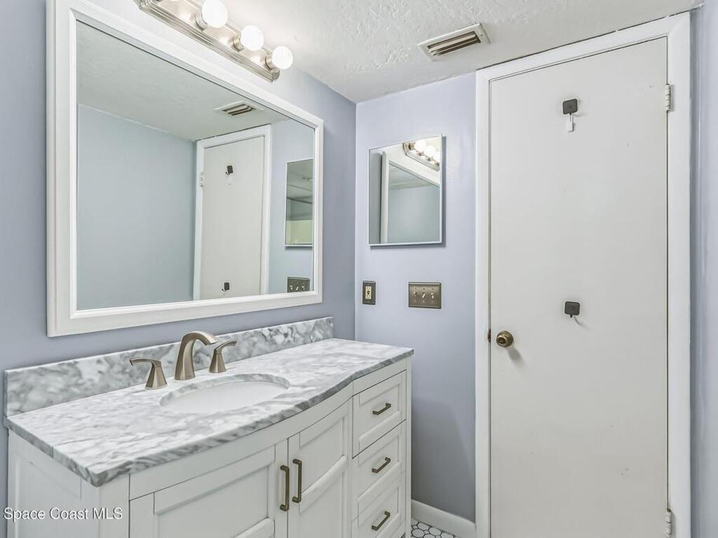 1951 Island Club Drive, Indialantic, FL 32903