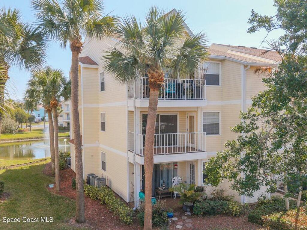 1951 Island Club Drive, Indialantic, FL 32903