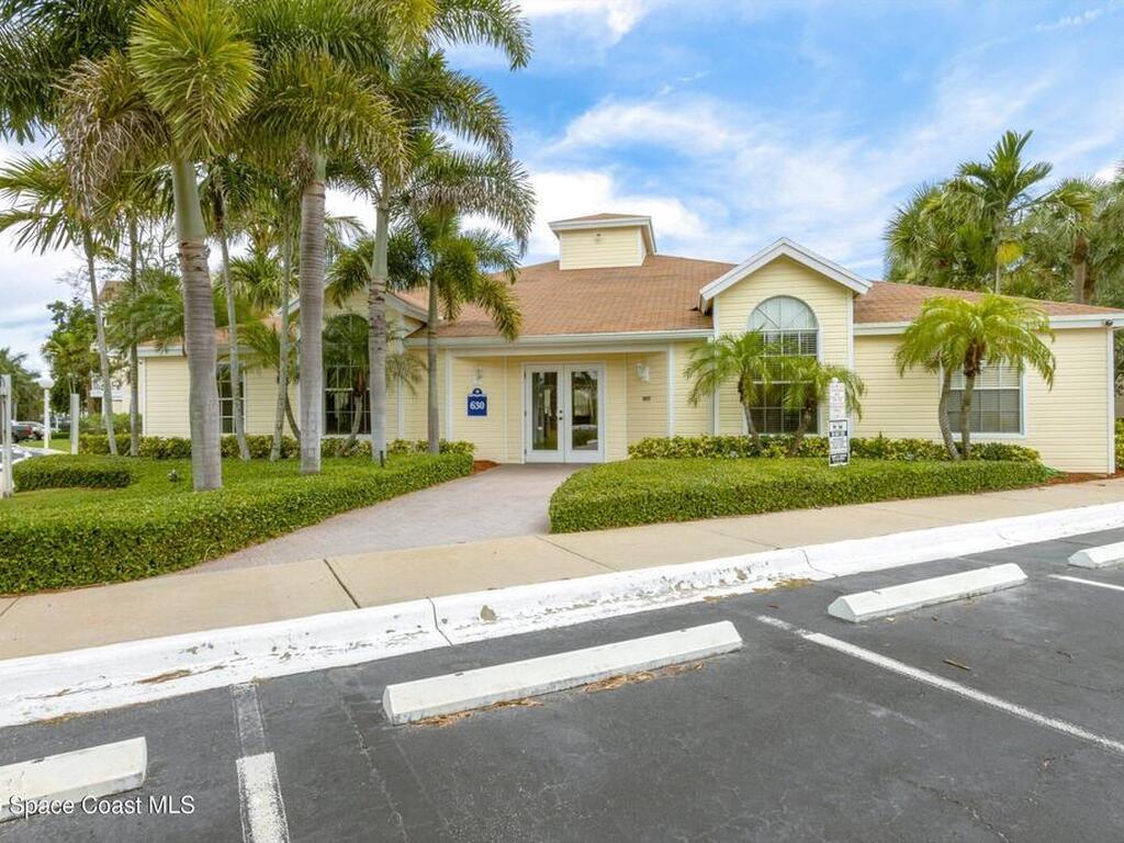 1951 Island Club Drive, Indialantic, FL 32903