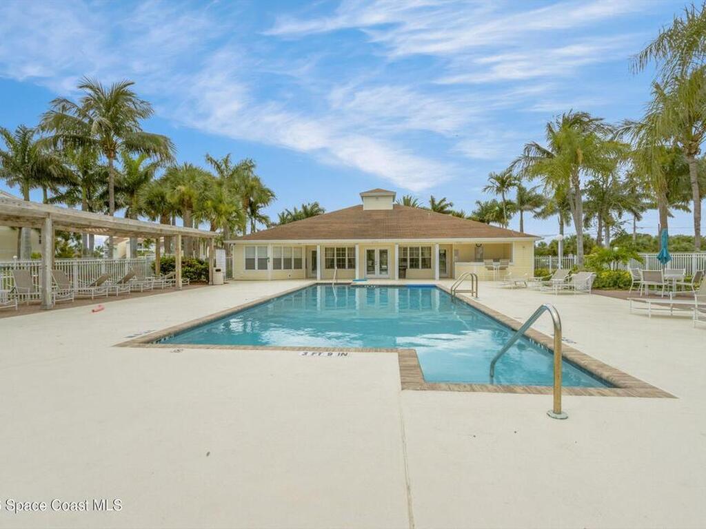 1951 Island Club Drive, Indialantic, FL 32903