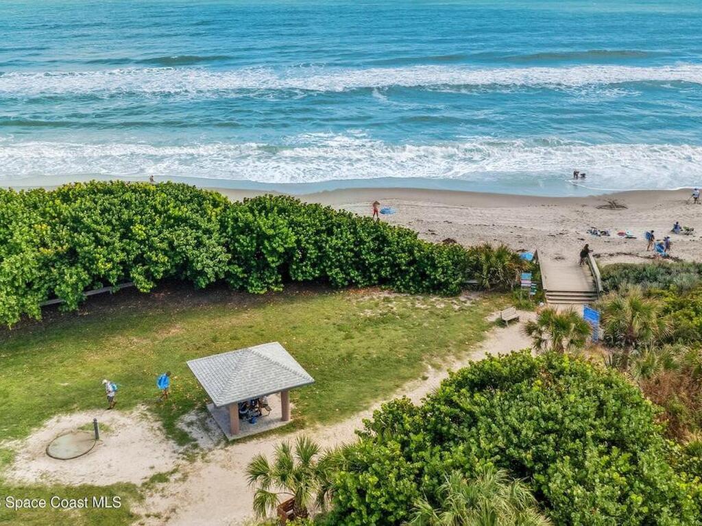 1951 Island Club Drive, Indialantic, FL 32903