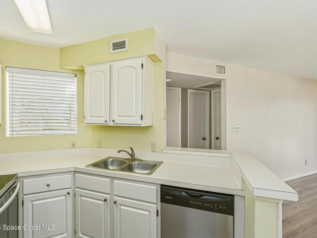 1951 Island Club Drive, Indialantic, FL 32903