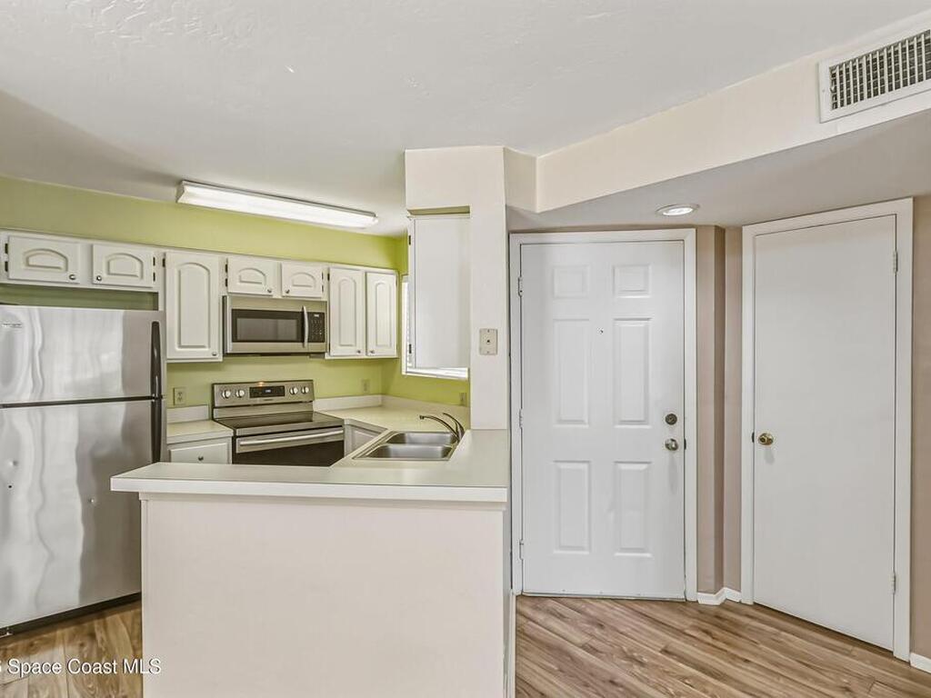 1951 Island Club Drive, Indialantic, FL 32903