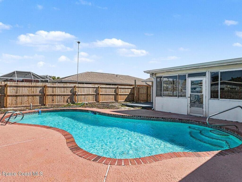 358 Desoto Parkway, Satellite Beach, FL 32937