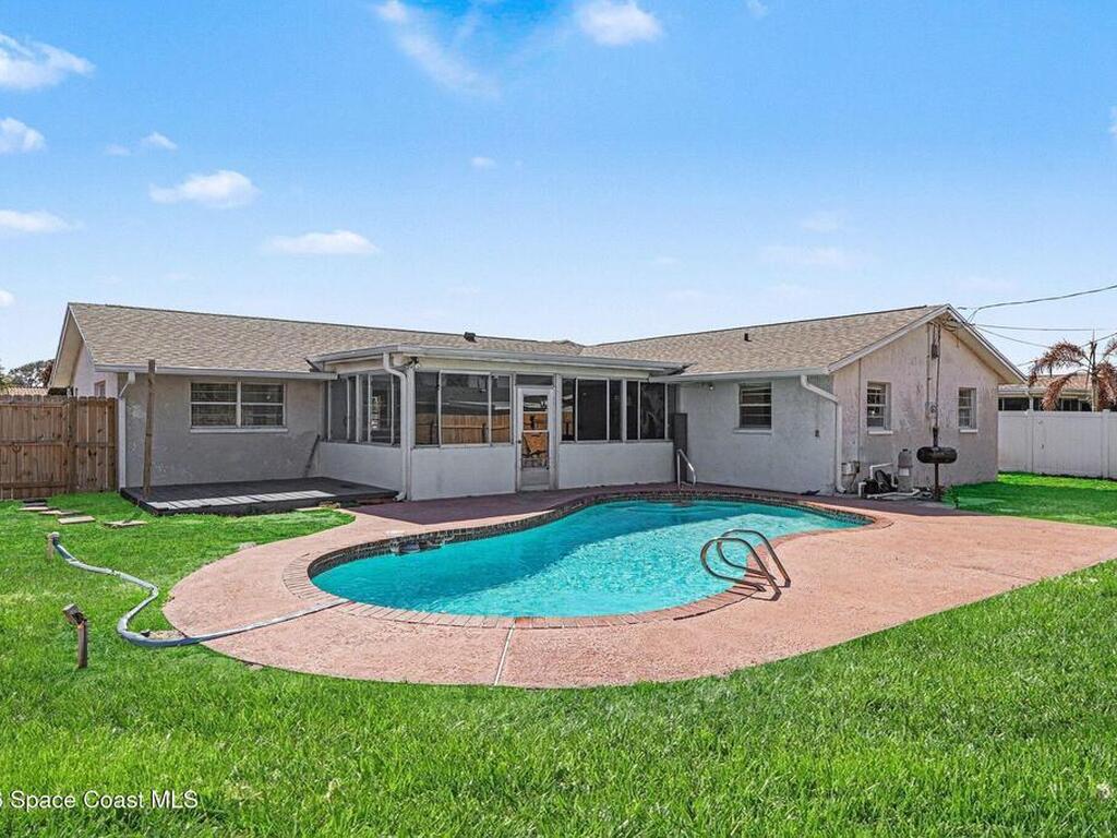 358 Desoto Parkway, Satellite Beach, FL 32937