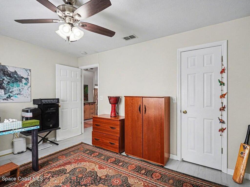 215 Mcclain Drive, West Melbourne, FL 32904