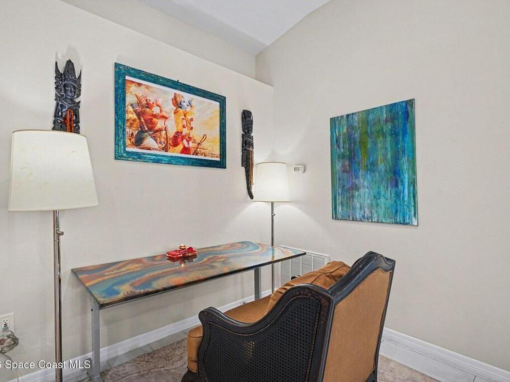 215 Mcclain Drive, West Melbourne, FL 32904