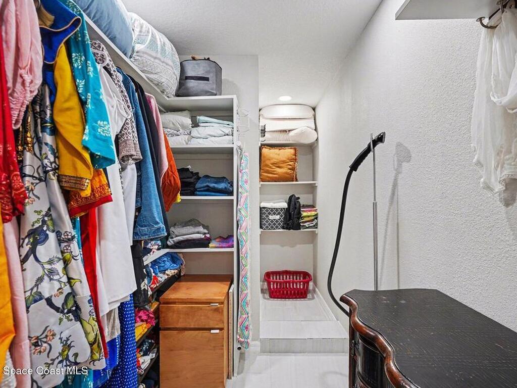 215 Mcclain Drive, West Melbourne, FL 32904