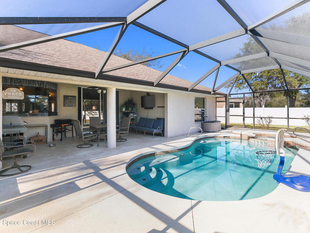 495 Bella Vista Drive, Titusville, FL 32780