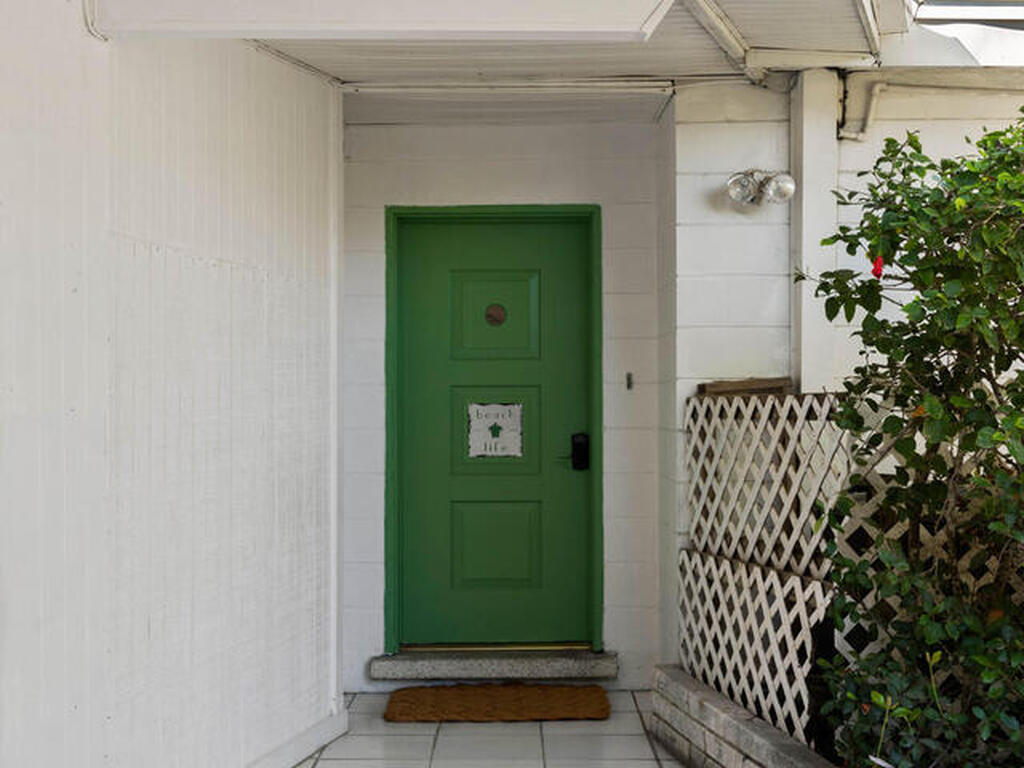 124 Aucila Road, Cocoa Beach, FL 32931