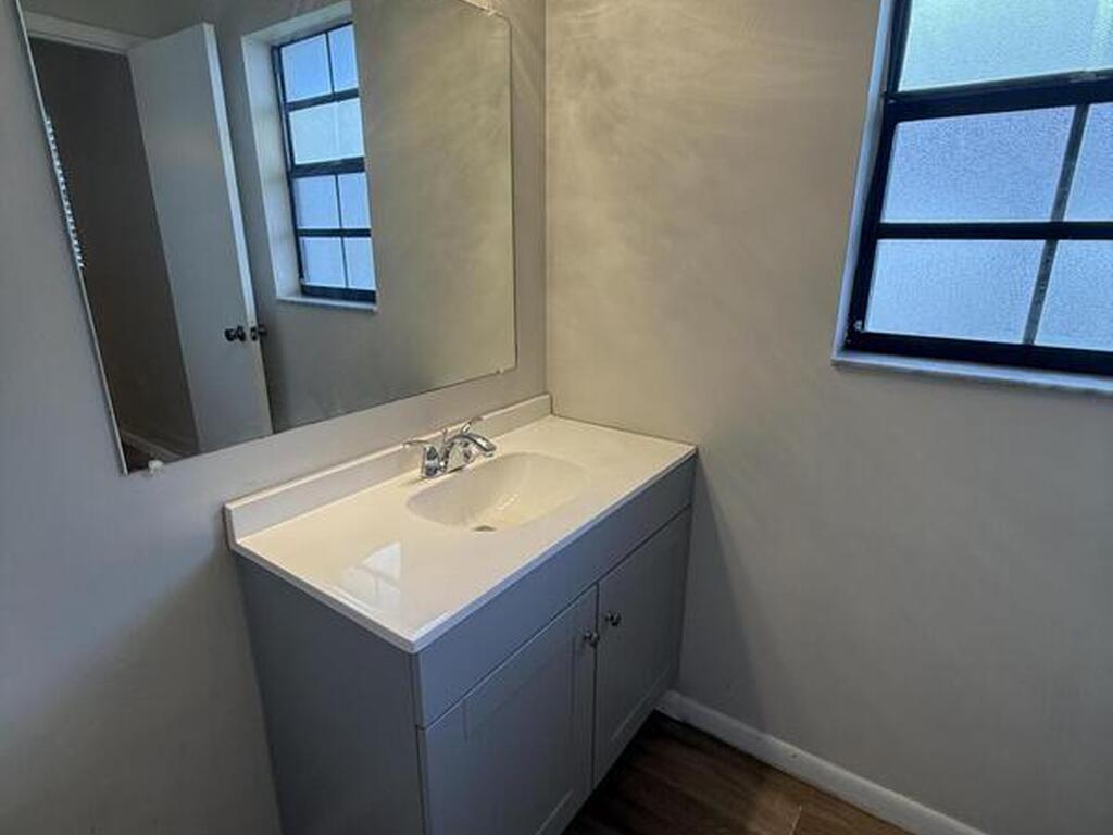 255 Paradise Boulevard, Melbourne, FL 32903