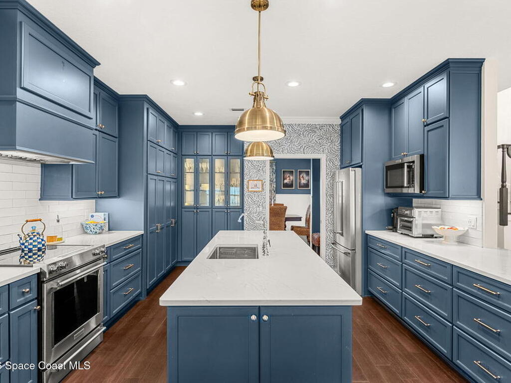 1050 Shady Lane, Merritt Island, FL 32952