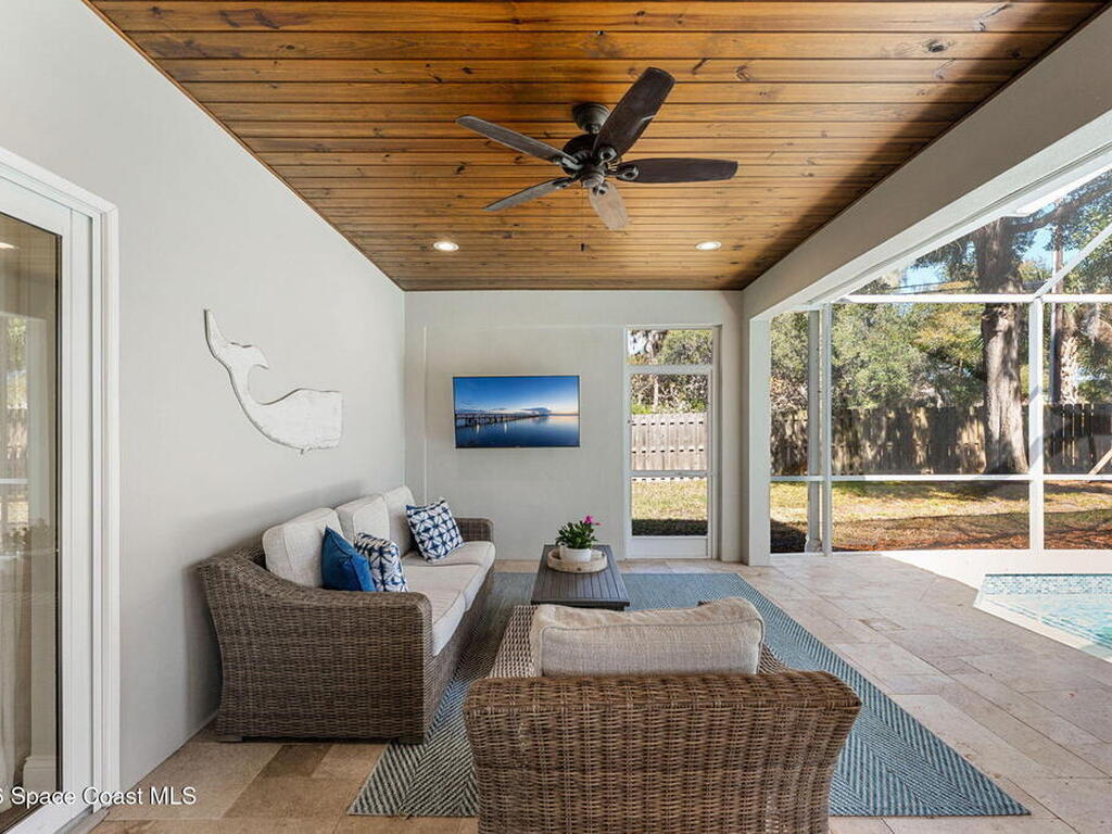 1050 Shady Lane, Merritt Island, FL 32952