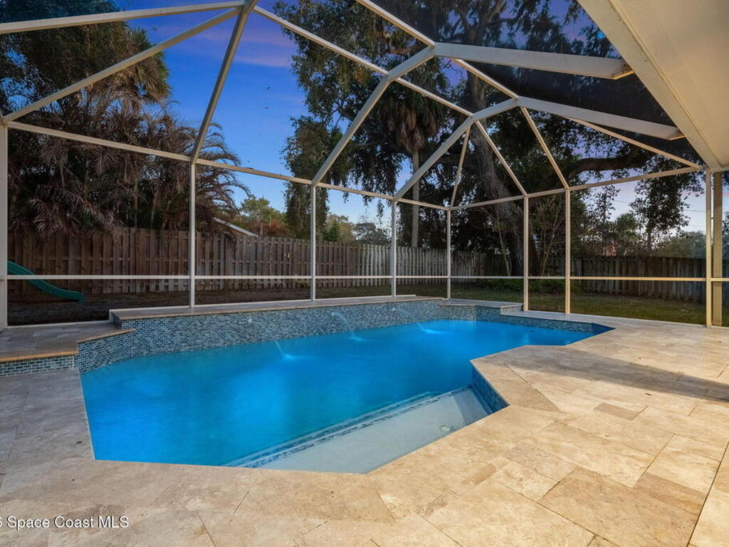 1050 Shady Lane, Merritt Island, FL 32952