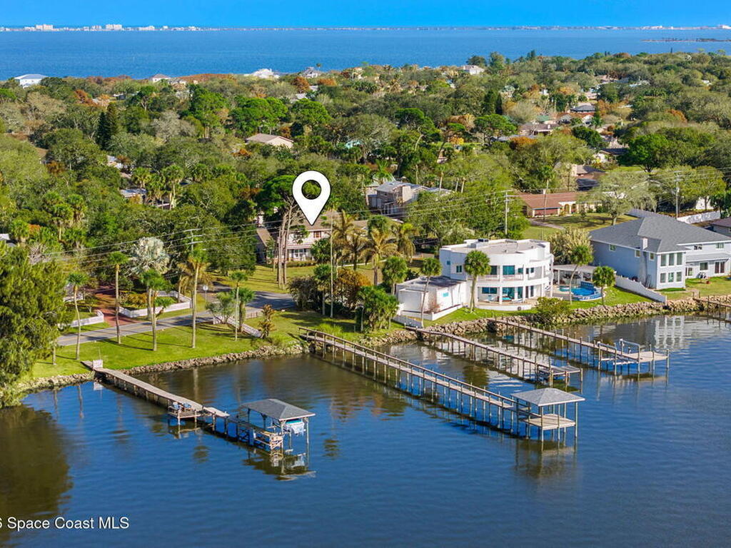 1050 Shady Lane, Merritt Island, FL 32952