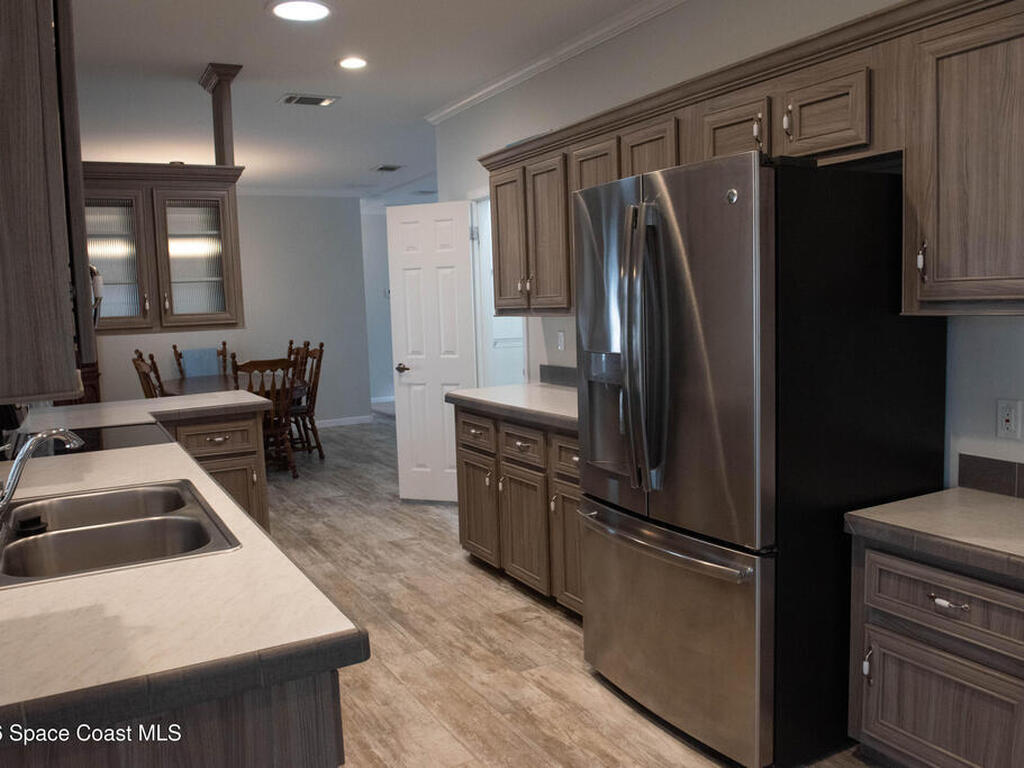 1111 Scobey Court, Palm Bay, FL 32907