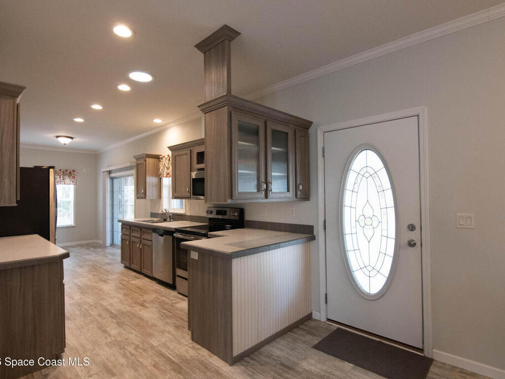 1111 Scobey Court, Palm Bay, FL 32907