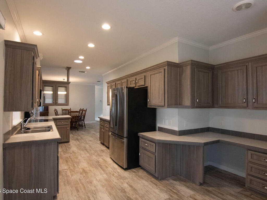 1111 Scobey Court, Palm Bay, FL 32907