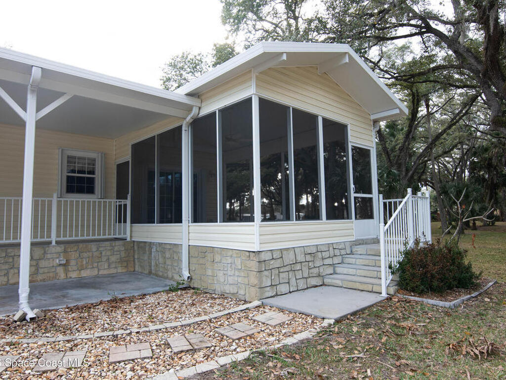 1111 Scobey Court, Palm Bay, FL 32907