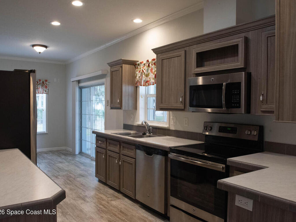 1111 Scobey Court, Palm Bay, FL 32907