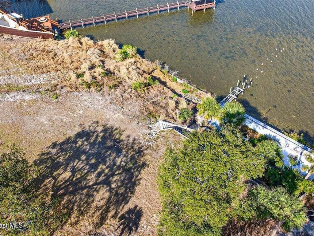 2514 N Indian River Drive, Cocoa, FL 32922