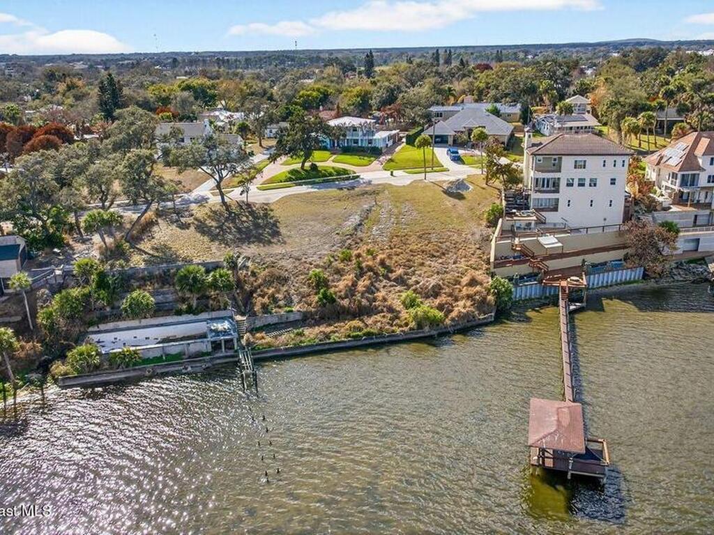 2514 N Indian River Drive, Cocoa, FL 32922