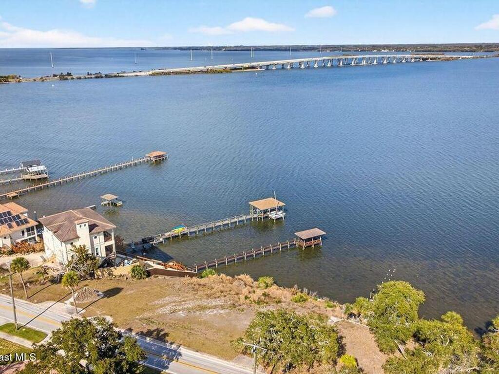 2514 N Indian River Drive, Cocoa, FL 32922