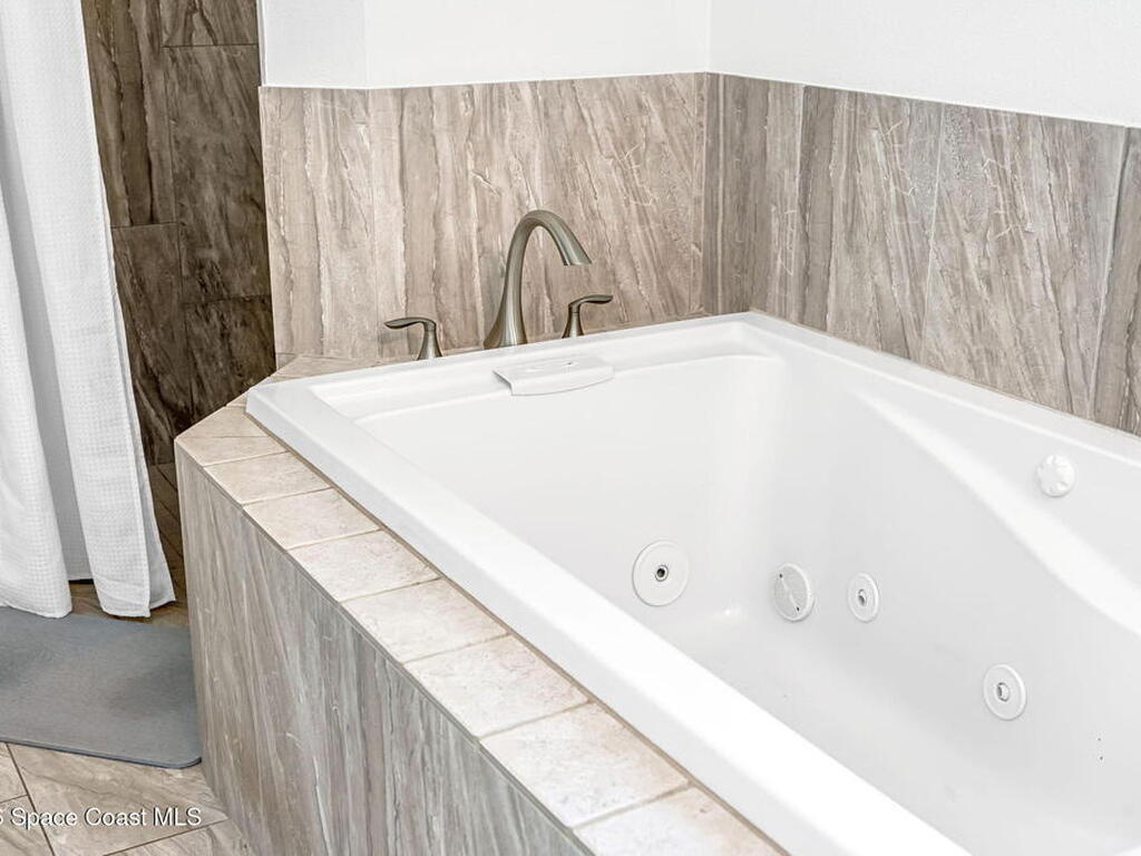 4020 Barr Lane, Titusville, FL 32796