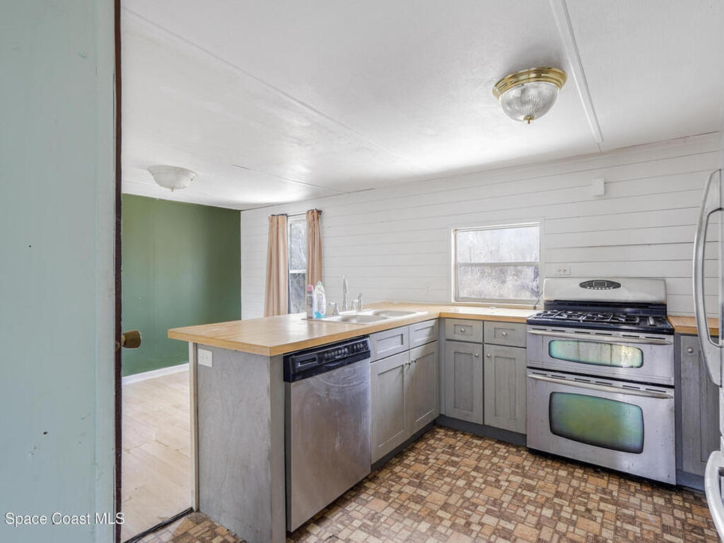 4025 Hess Avenue, Cocoa, FL 32926