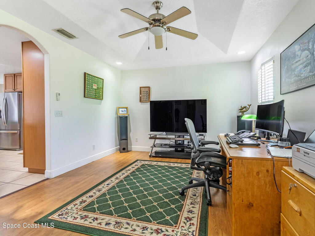 4985 Hamlin Circle, Mims, FL 32754