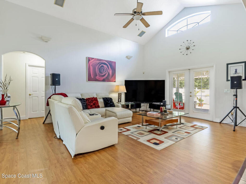 4985 Hamlin Circle, Mims, FL 32754