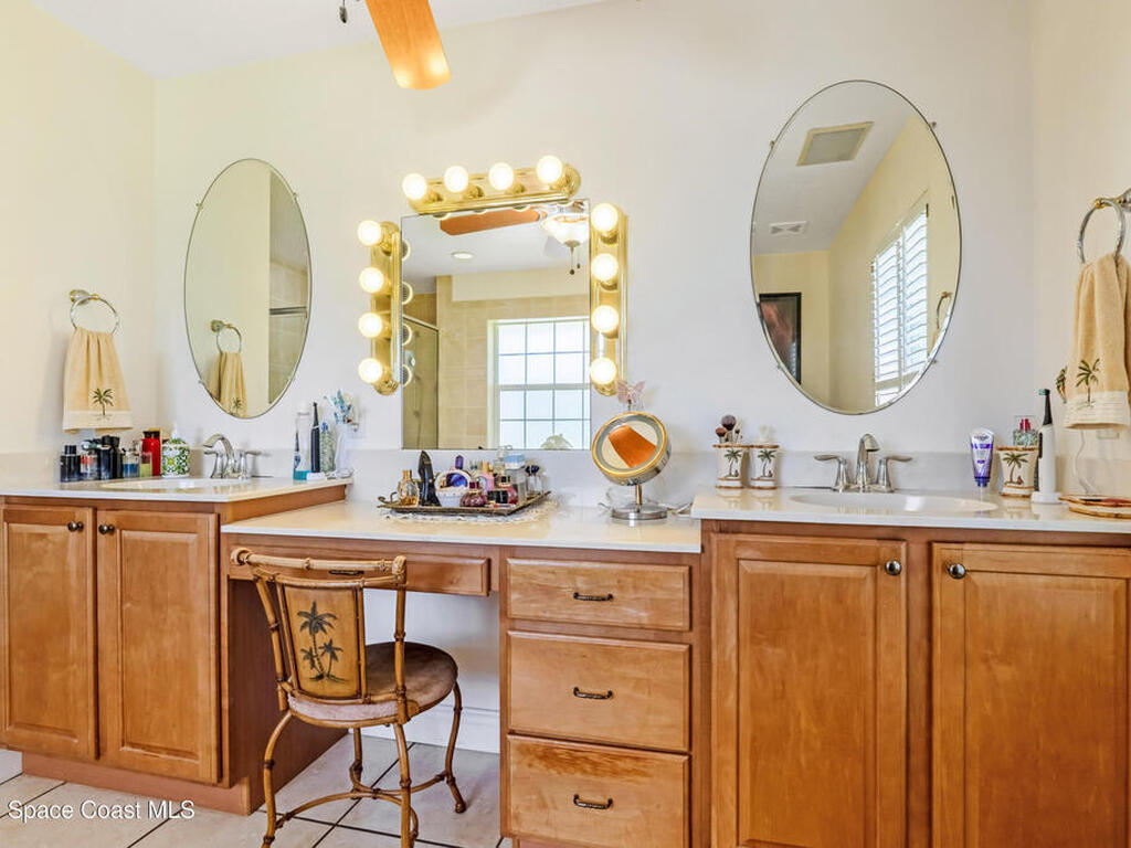 4985 Hamlin Circle, Mims, FL 32754