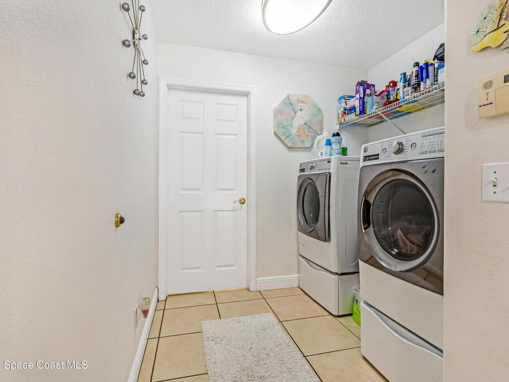 4985 Hamlin Circle, Mims, FL 32754