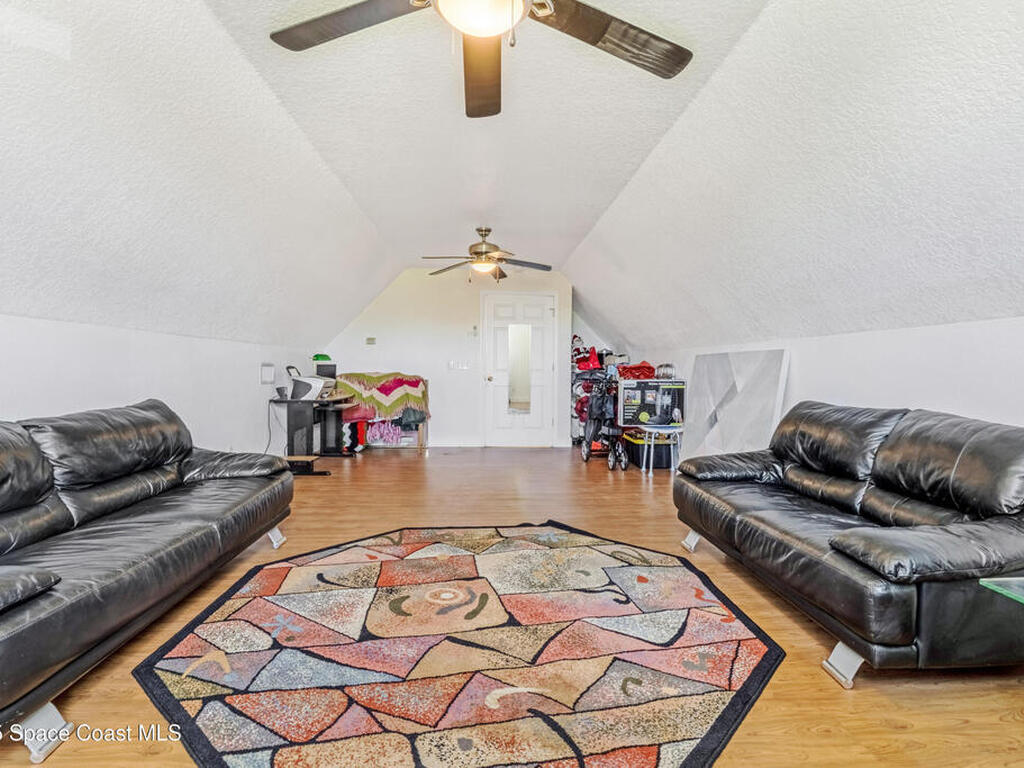 4985 Hamlin Circle, Mims, FL 32754