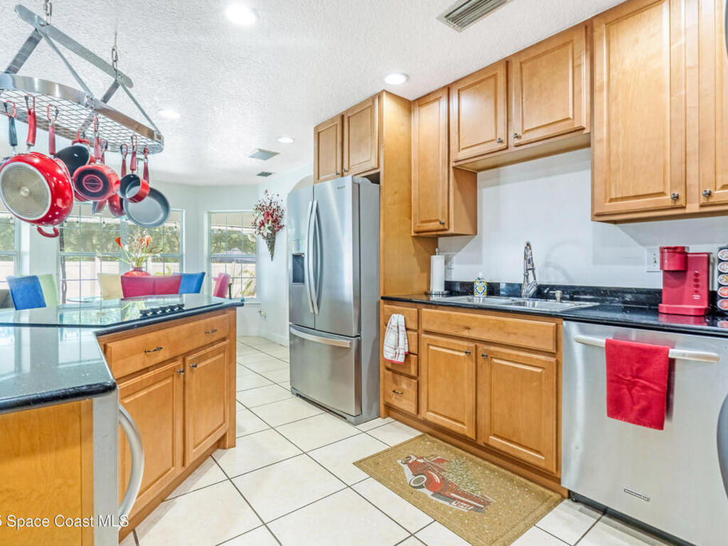 4985 Hamlin Circle, Mims, FL 32754