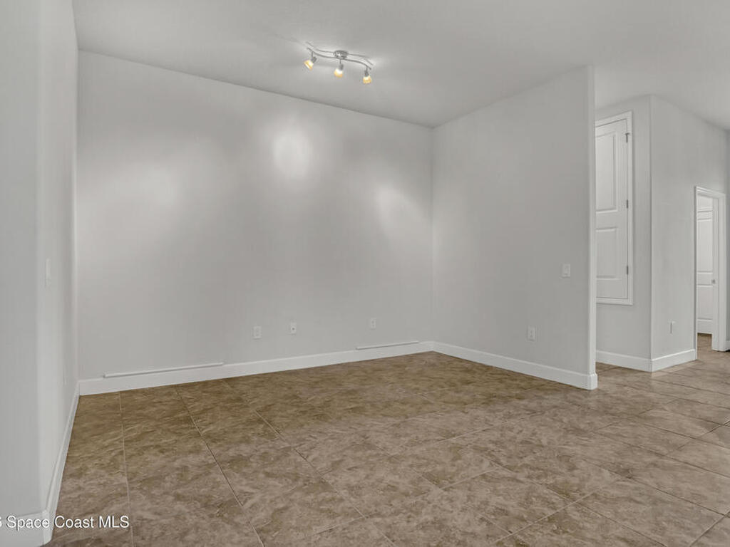 475 Lorelei Avenue, Melbourne, FL 32901