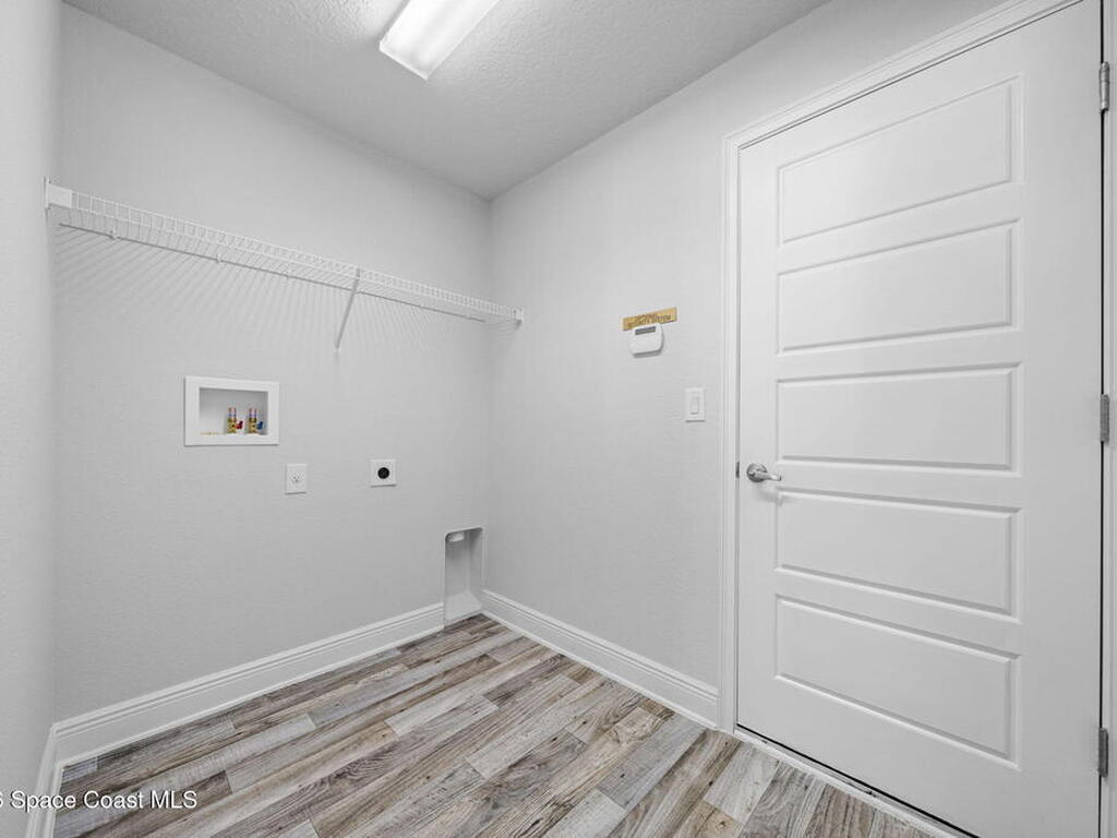 987 Le Baron Street, Palm Bay, FL 32908