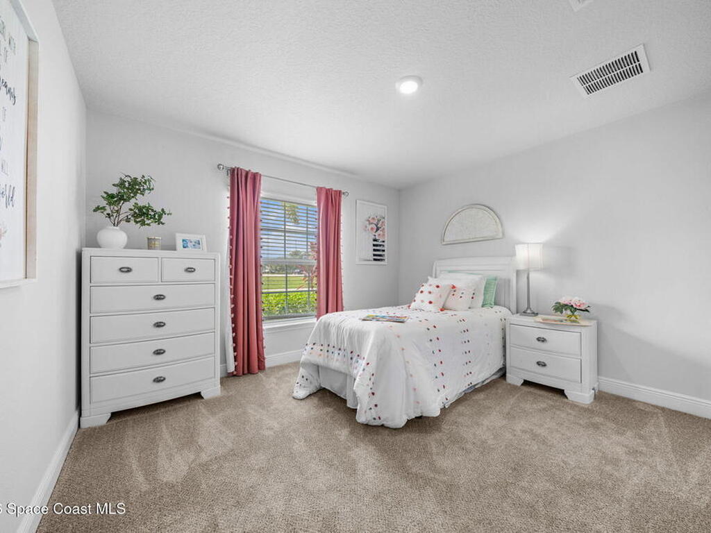 987 Le Baron Street, Palm Bay, FL 32908