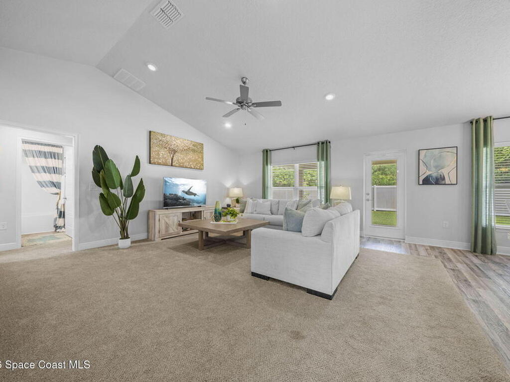 987 Le Baron Street, Palm Bay, FL 32908