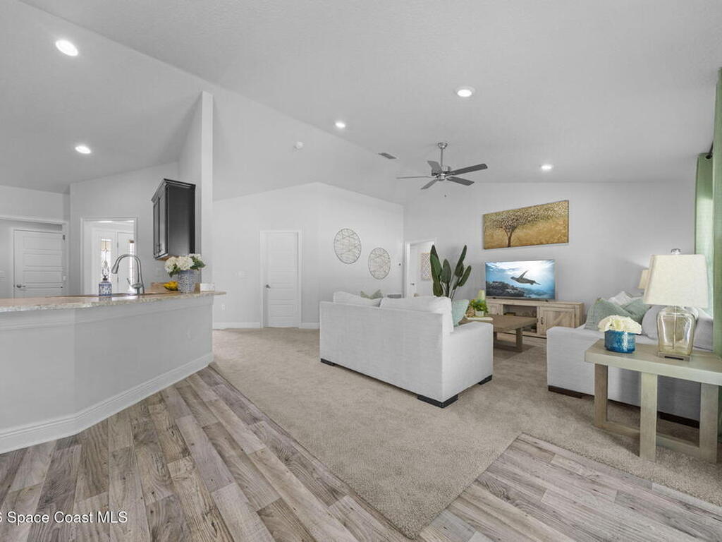 987 Le Baron Street, Palm Bay, FL 32908