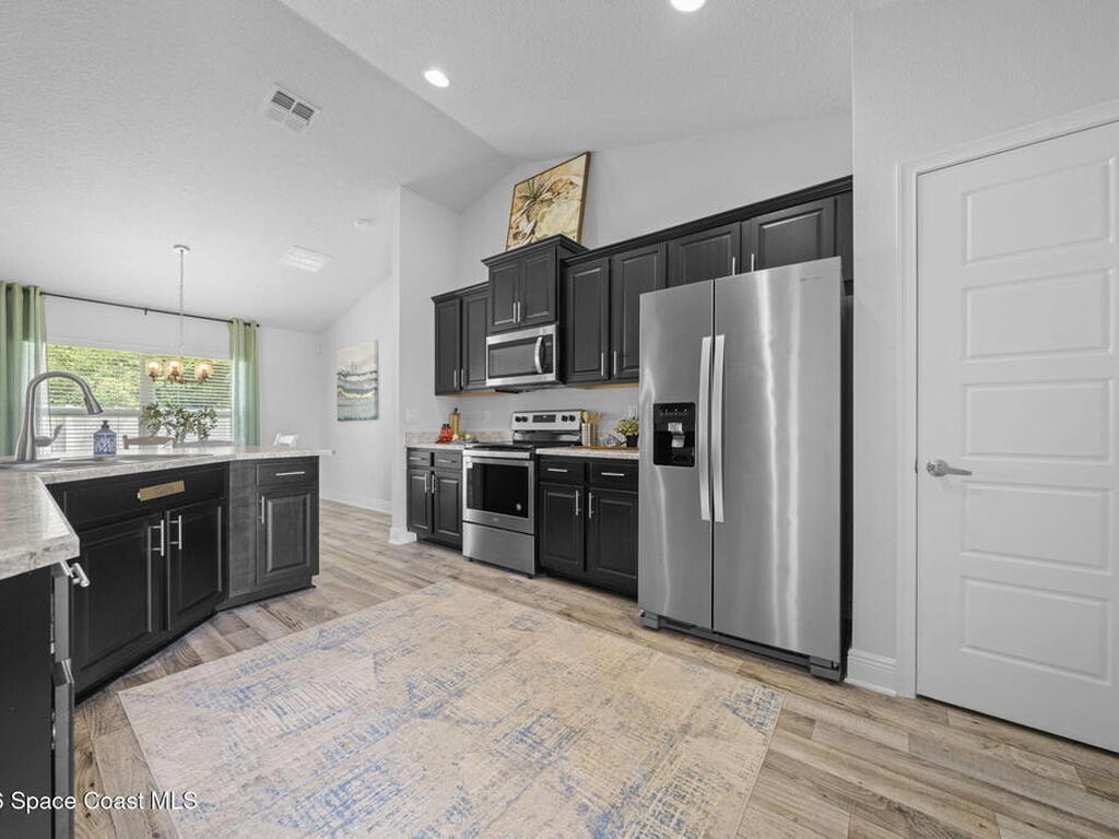 987 Le Baron Street, Palm Bay, FL 32908