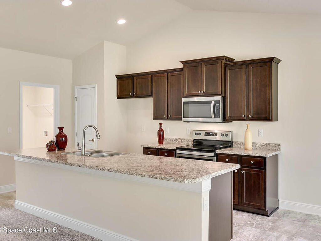 981 Le Baron Street, Palm Bay, FL 32908