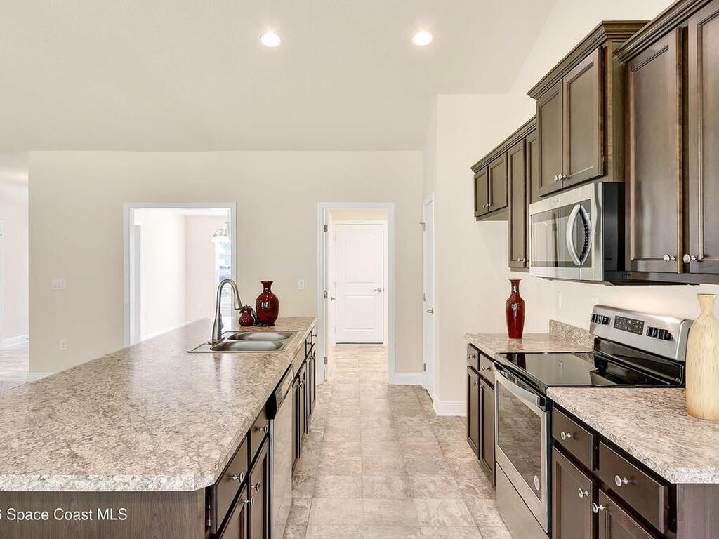 981 Le Baron Street, Palm Bay, FL 32908