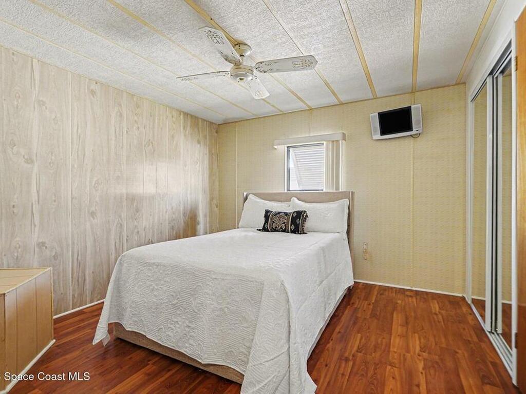 924 Dogwood Drive, Barefoot Bay, FL 32976