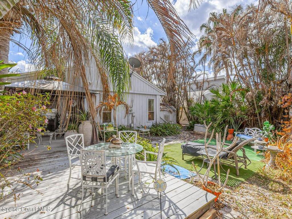 450 Willow Tree Drive, Suntree, FL 32940