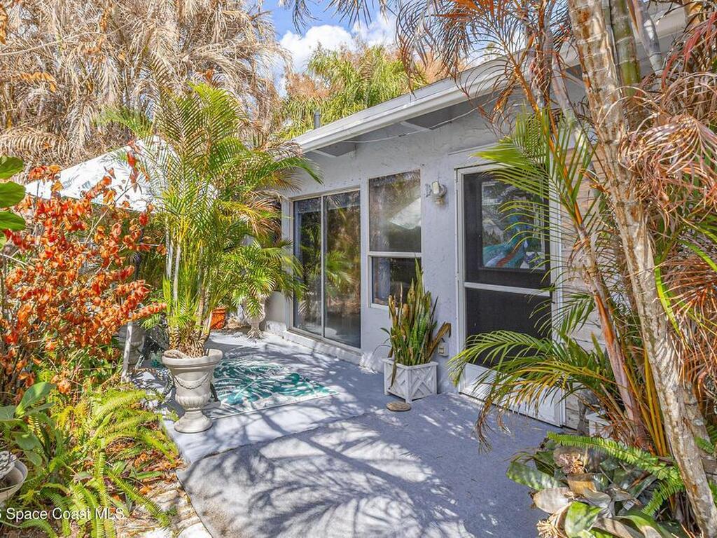 450 Willow Tree Drive, Suntree, FL 32940