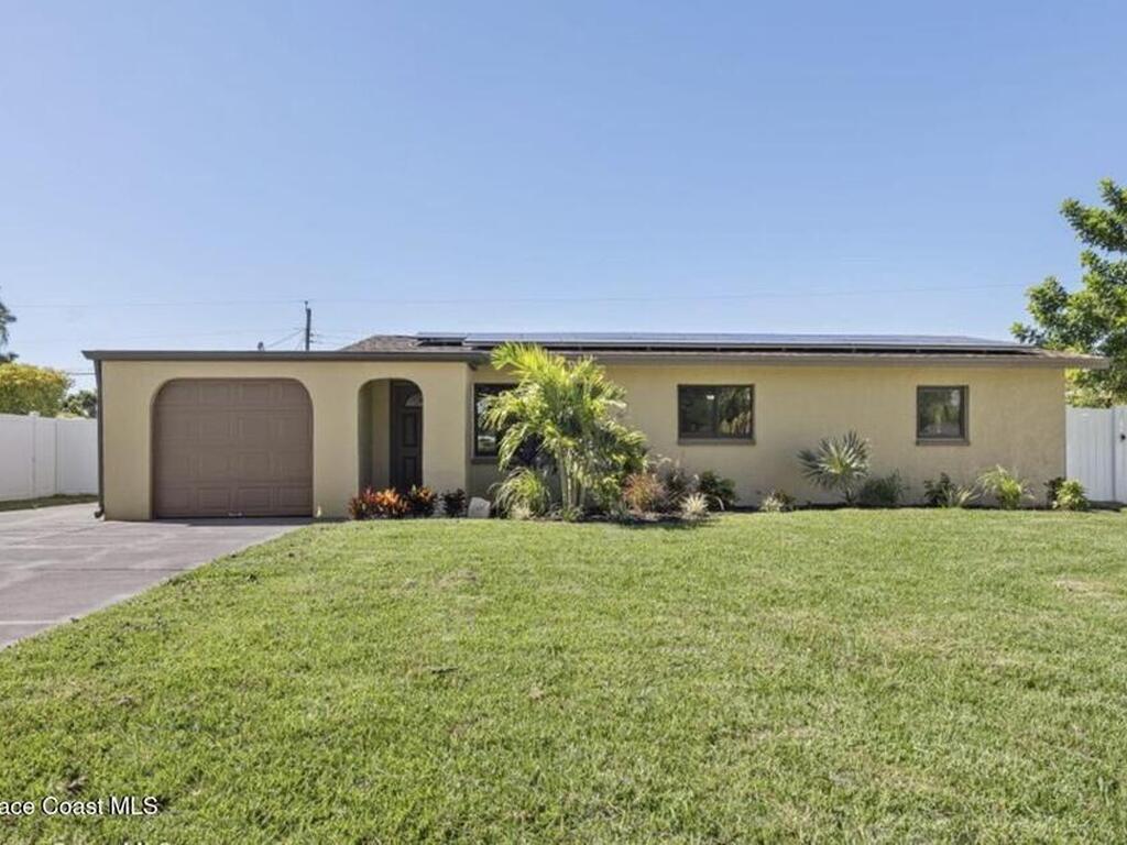 1458 Sea Breeze Lane, Melbourne, FL 32935